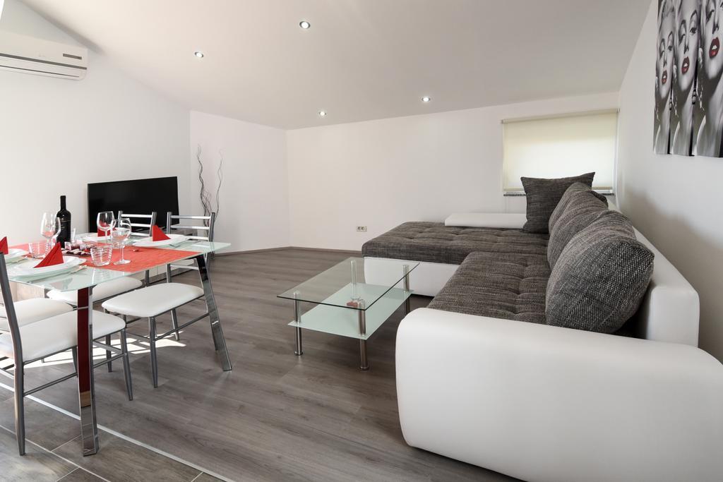 Apartment Trampi Marinici (Primorsko-Goranska)