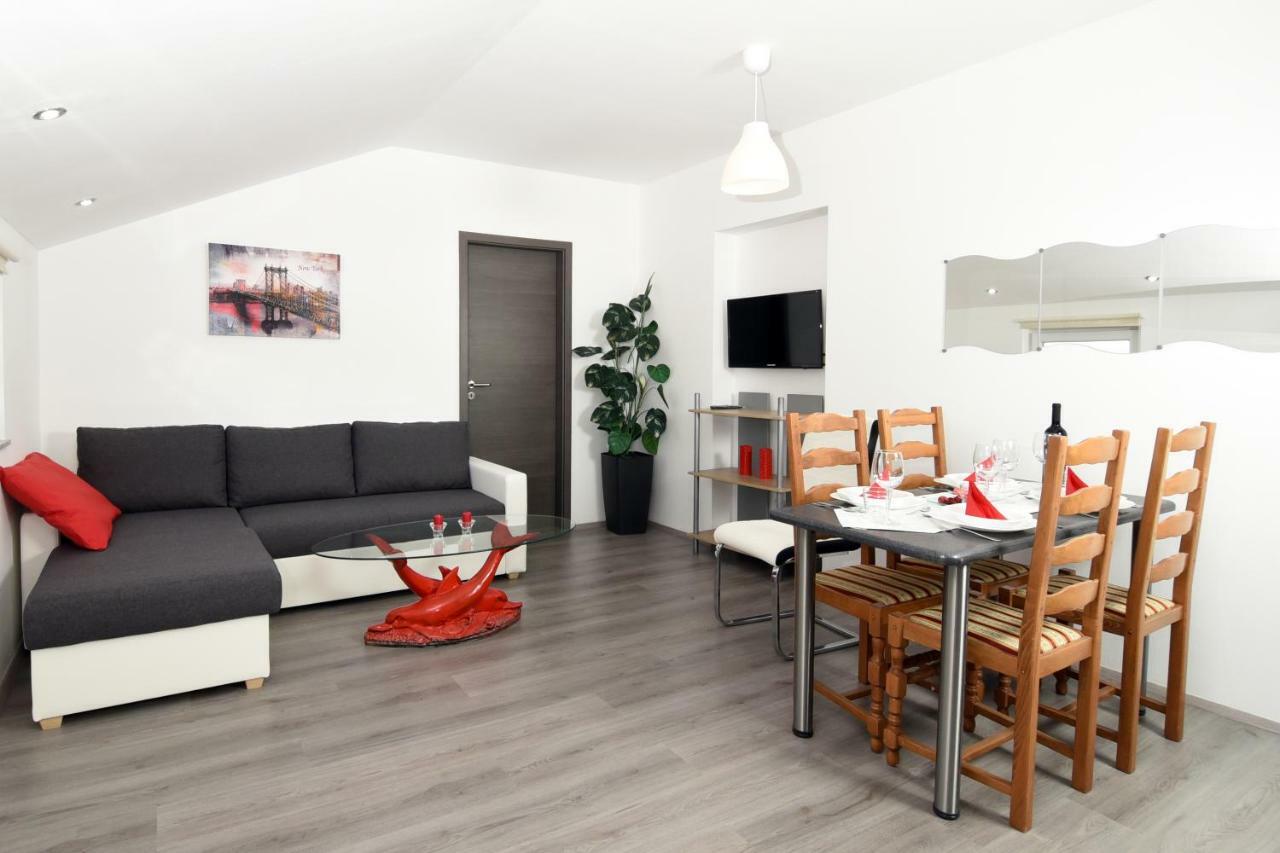 Trampi Apartman *